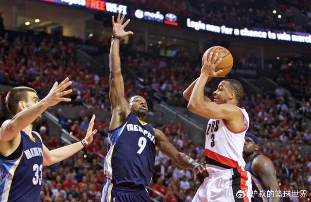 雷速体育下载-爵士完胜法国男篮，麦科勒姆惊艳世界