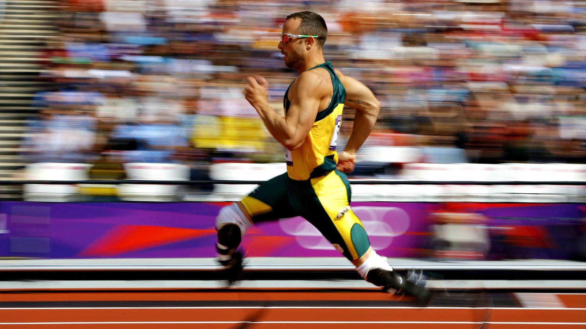 跨界传奇，洪都拉斯生死战与德布劳内的NBA总决赛神话